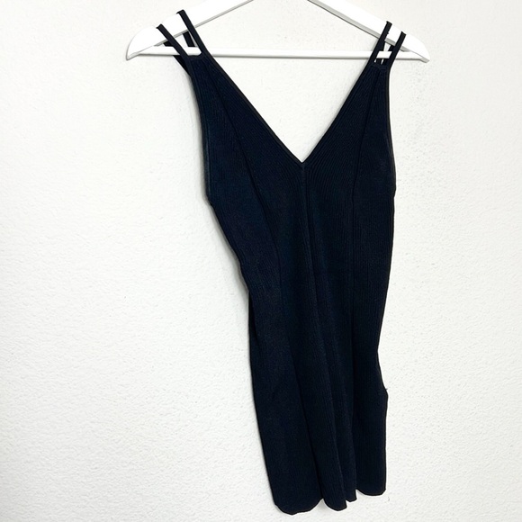 Sandro Black Soan Scalloped Edge Ribbed Strappy Top Size 2 - Picture 4 of 9